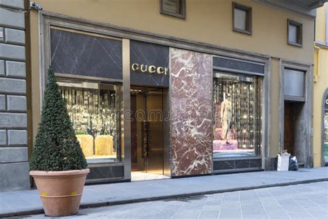 gucci kosmetyki sukces|gucci shop florence.